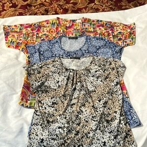 Back to work 3 blouses. Size small. EUC